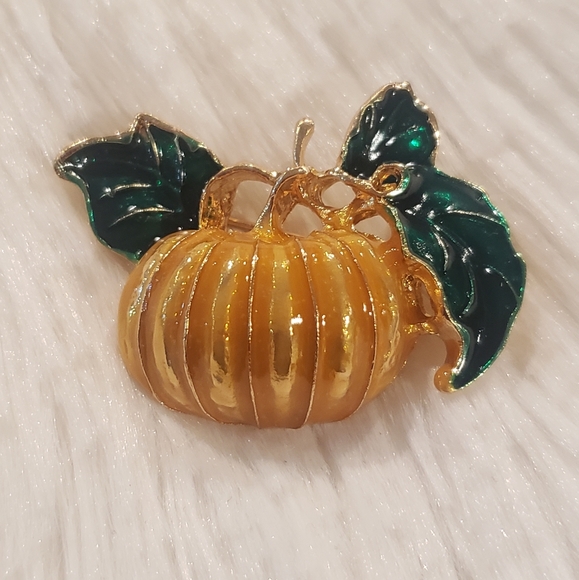 Thanksgiving Pumpkin Brooch Pin - Picture 3 of 6